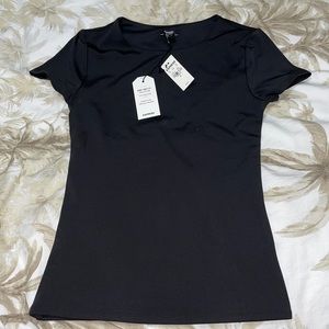 Express body contour black top